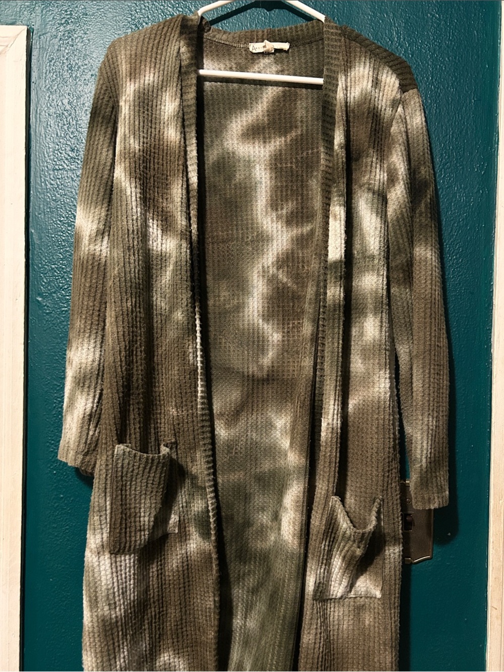 Tie-Dye Open-Front Long Cardigan in Olive